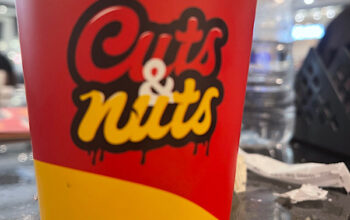 كوفي شوب مقهى كاتس أند ناتس