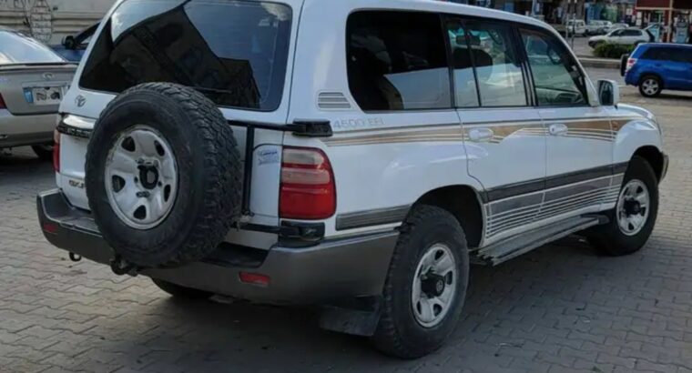صالون ٢٠٠٢ لوزه وسعر عرطه سيارة صالون للبيع