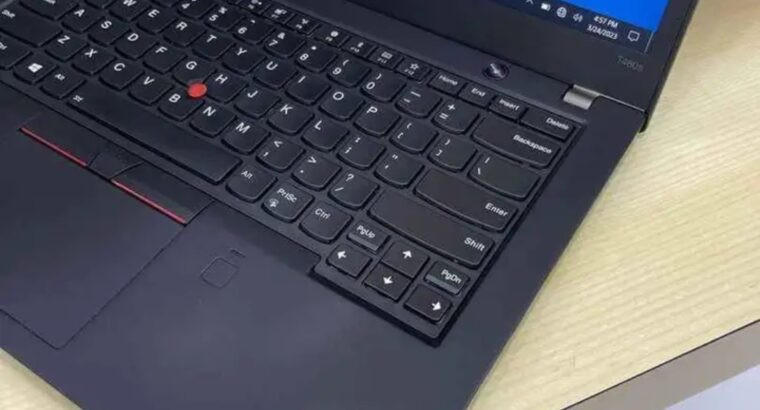 لابتوب نظيف للبيع