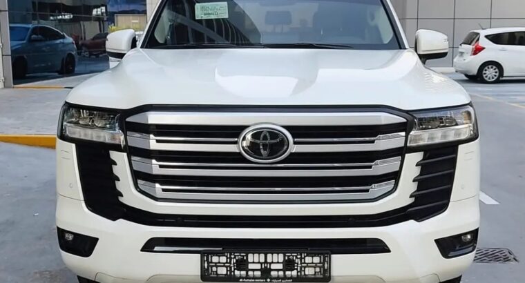 2022 Toyota Land Cruiser GXR 3.5 twin turbo
